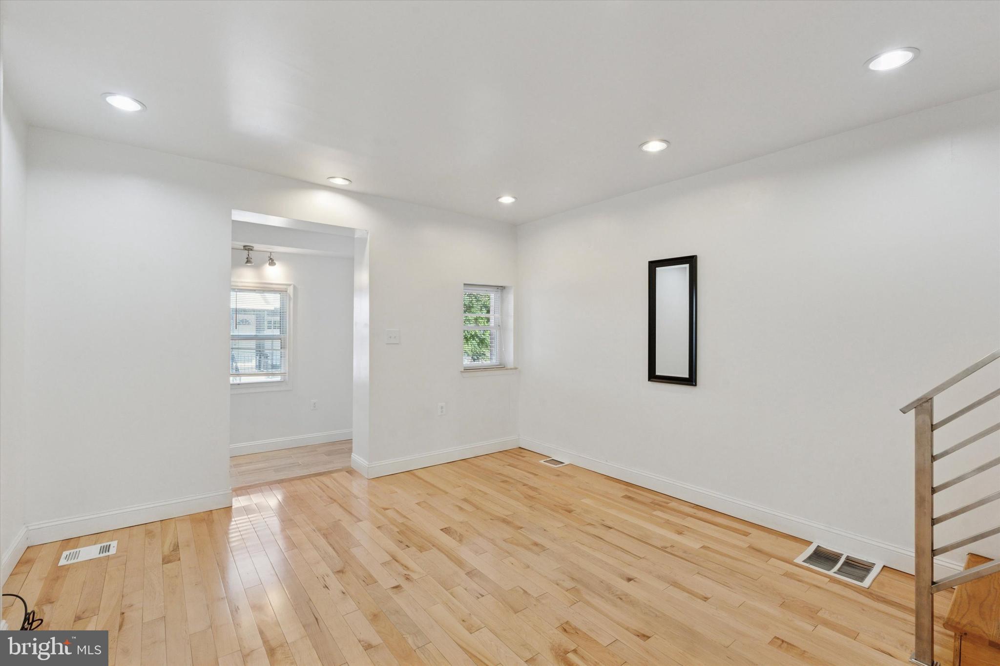 1313 S STANLEY STREET