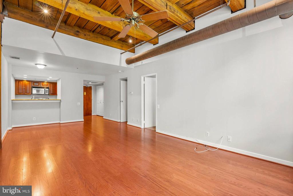 301 RACE STREET 309