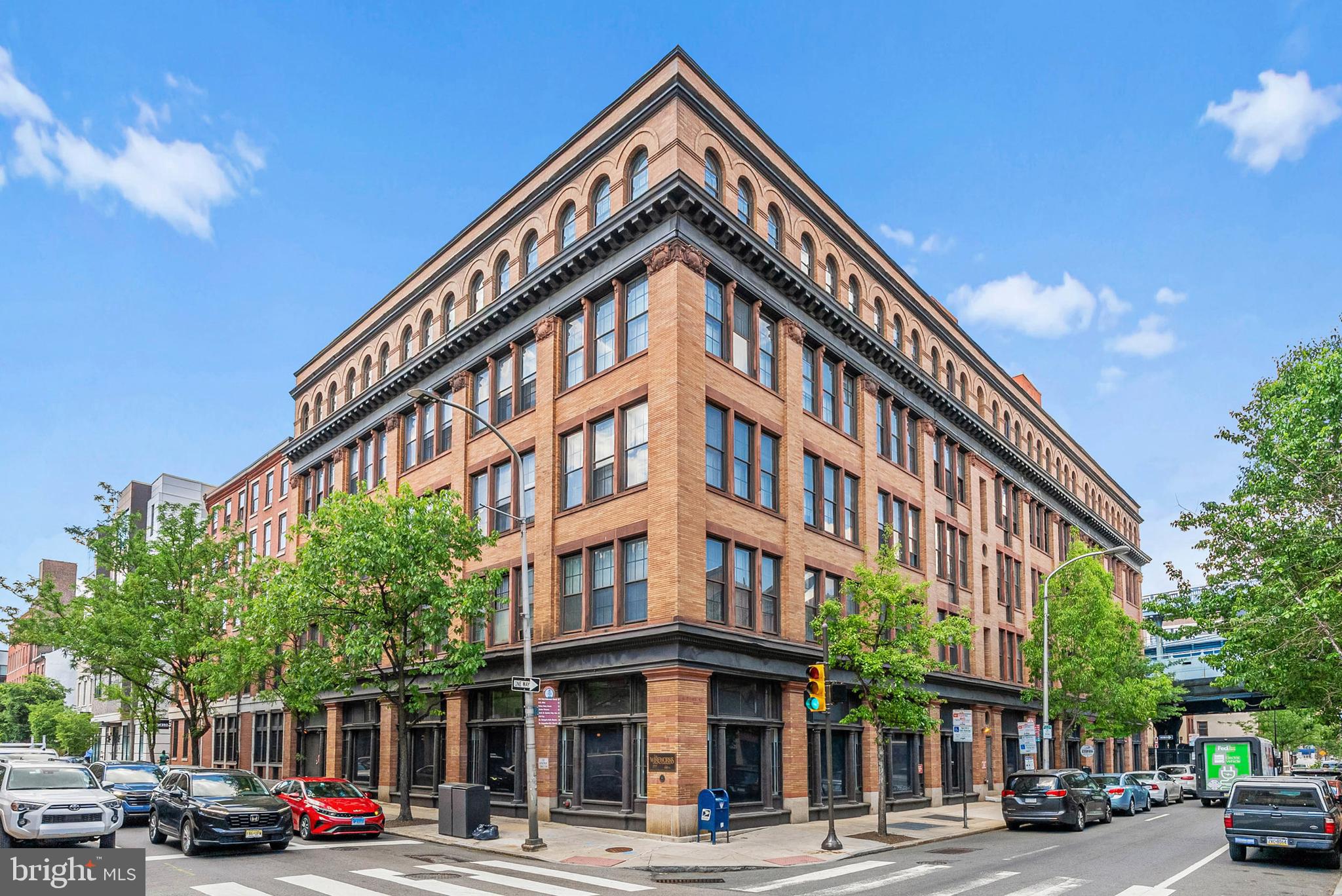 301 RACE STREET 309