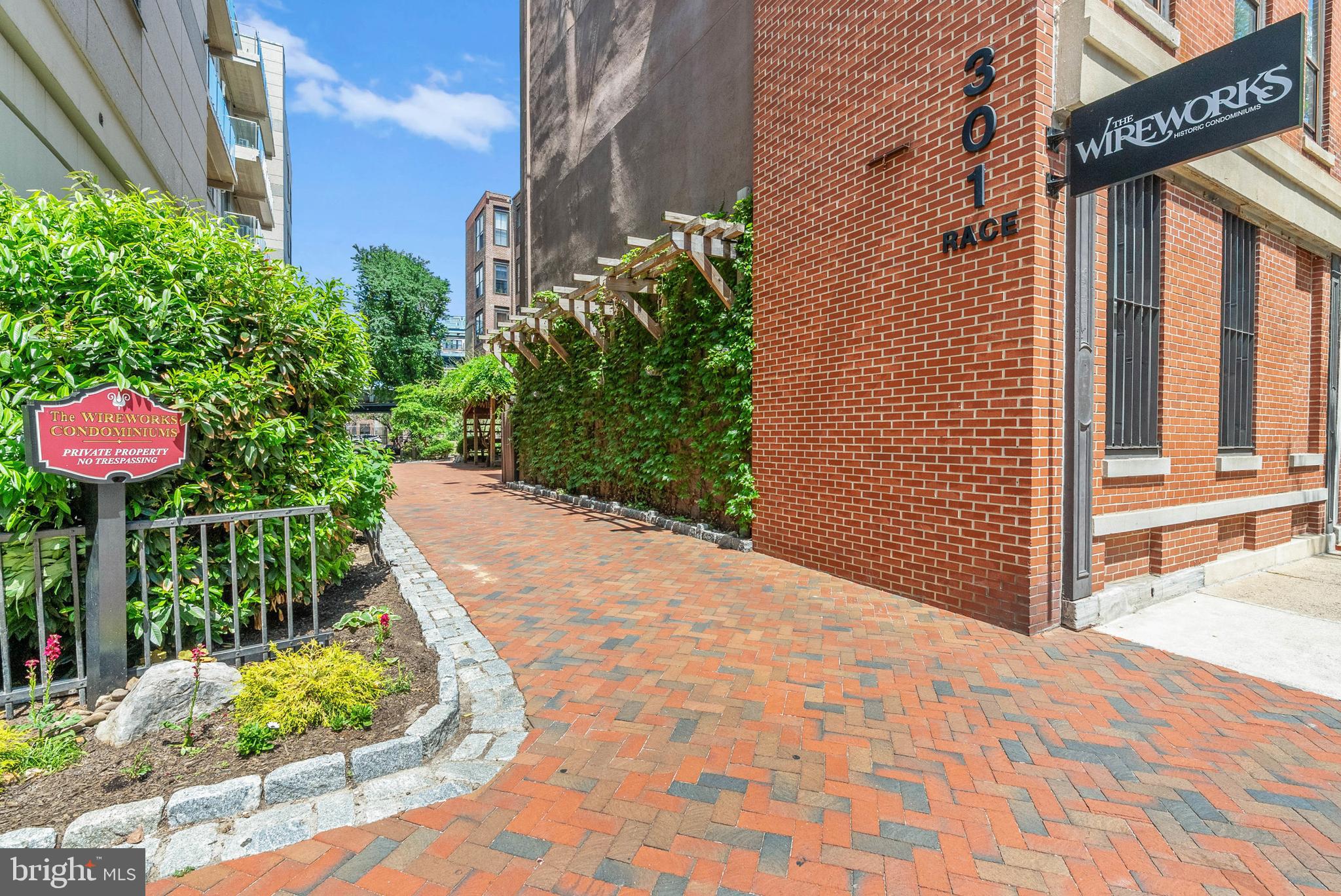 301 RACE STREET 309