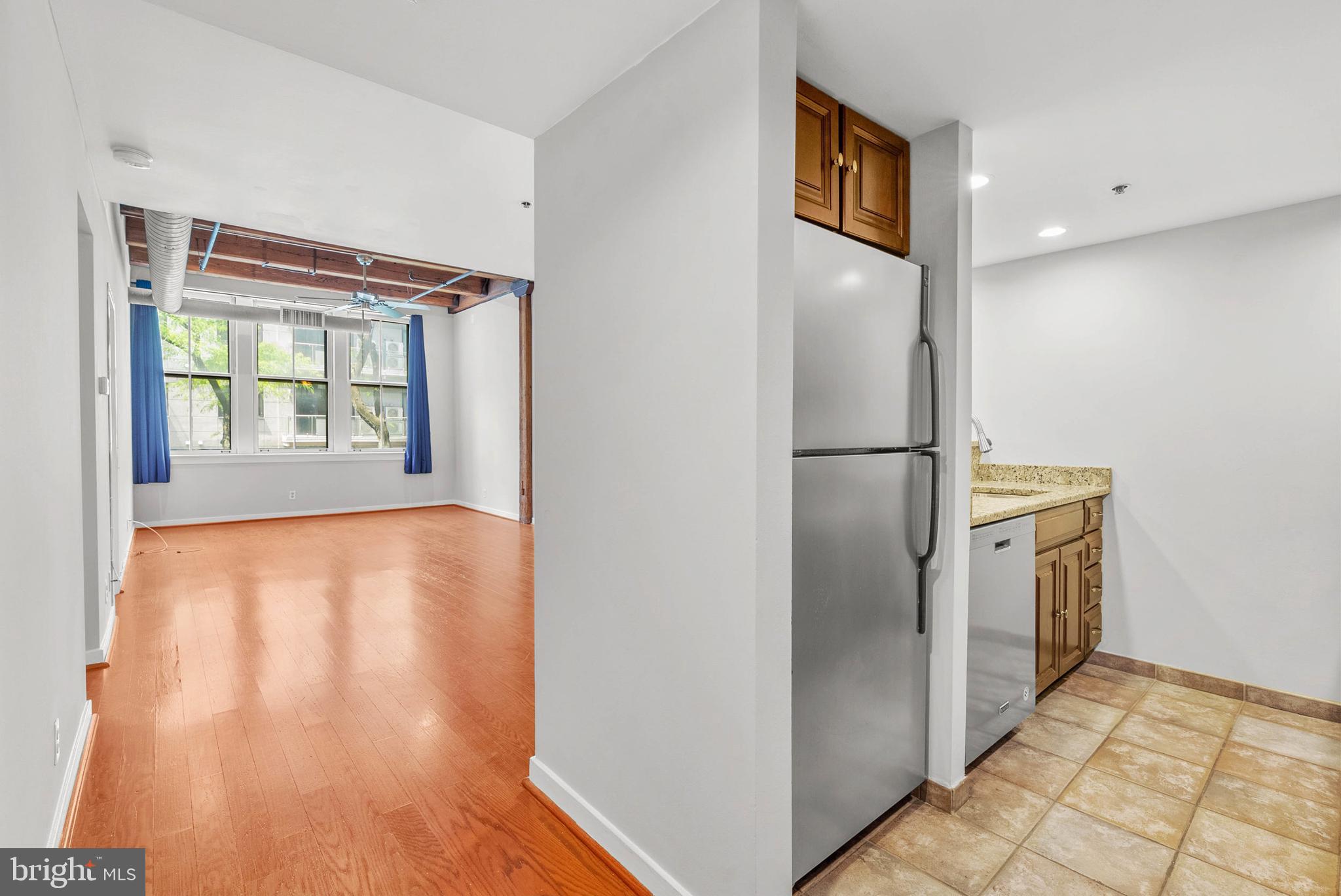 301 RACE STREET 309