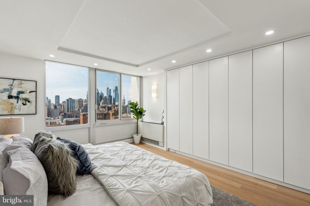 604 S WASHINGTON SQUARE 36 2917
