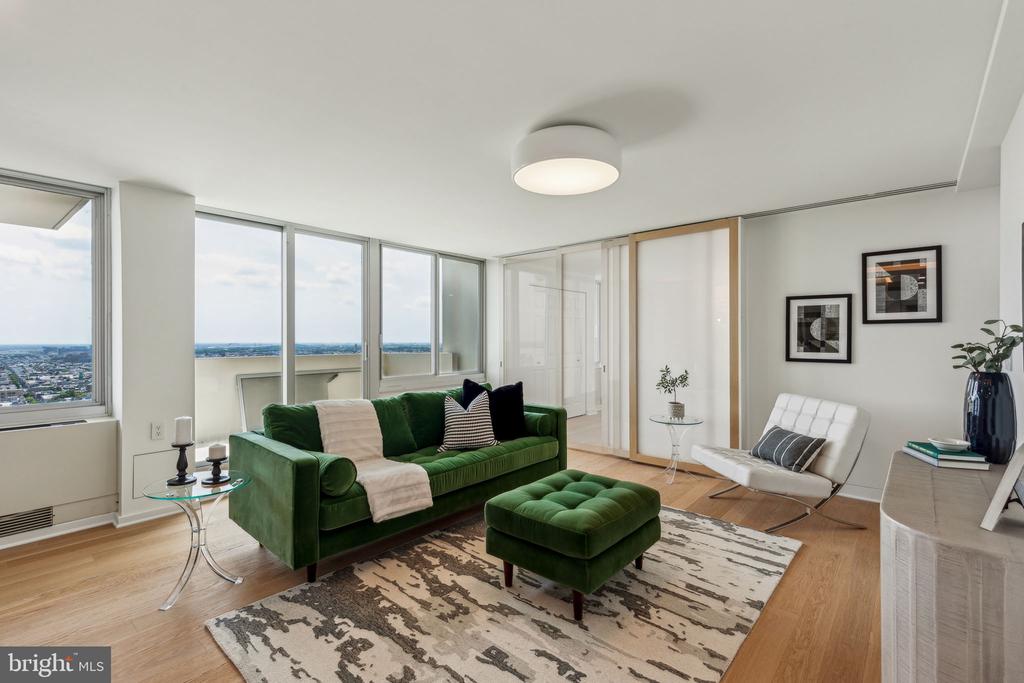 604 S WASHINGTON SQUARE 36 2917