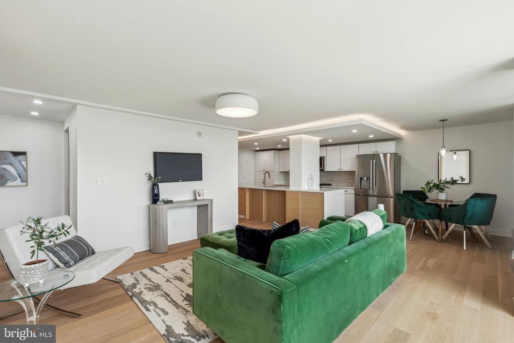 604 S WASHINGTON SQUARE 36 2917