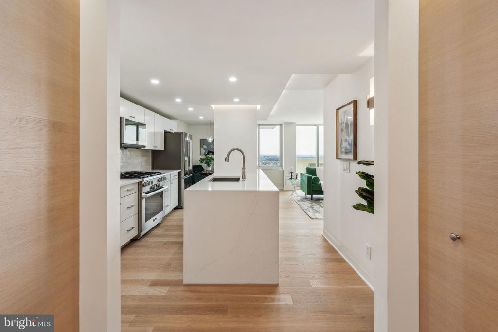 604 S WASHINGTON SQUARE 36 2917