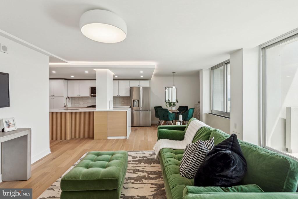 604 S WASHINGTON SQUARE 36 2917