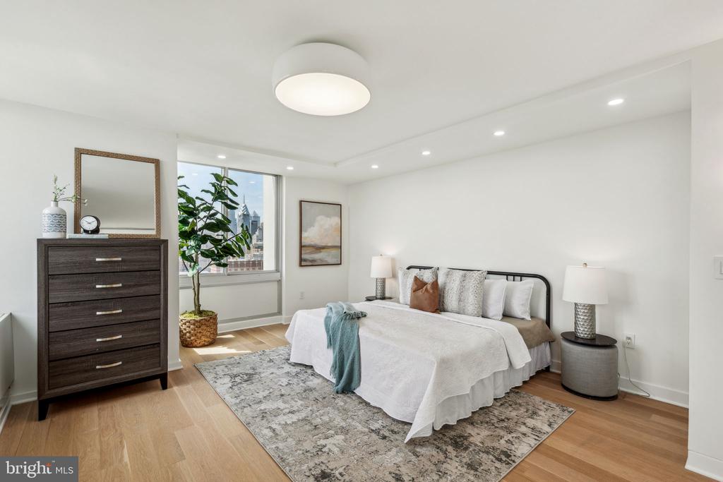 604 S WASHINGTON SQUARE 36 2917