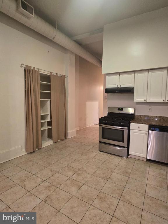 1304 WALNUT STREET 2