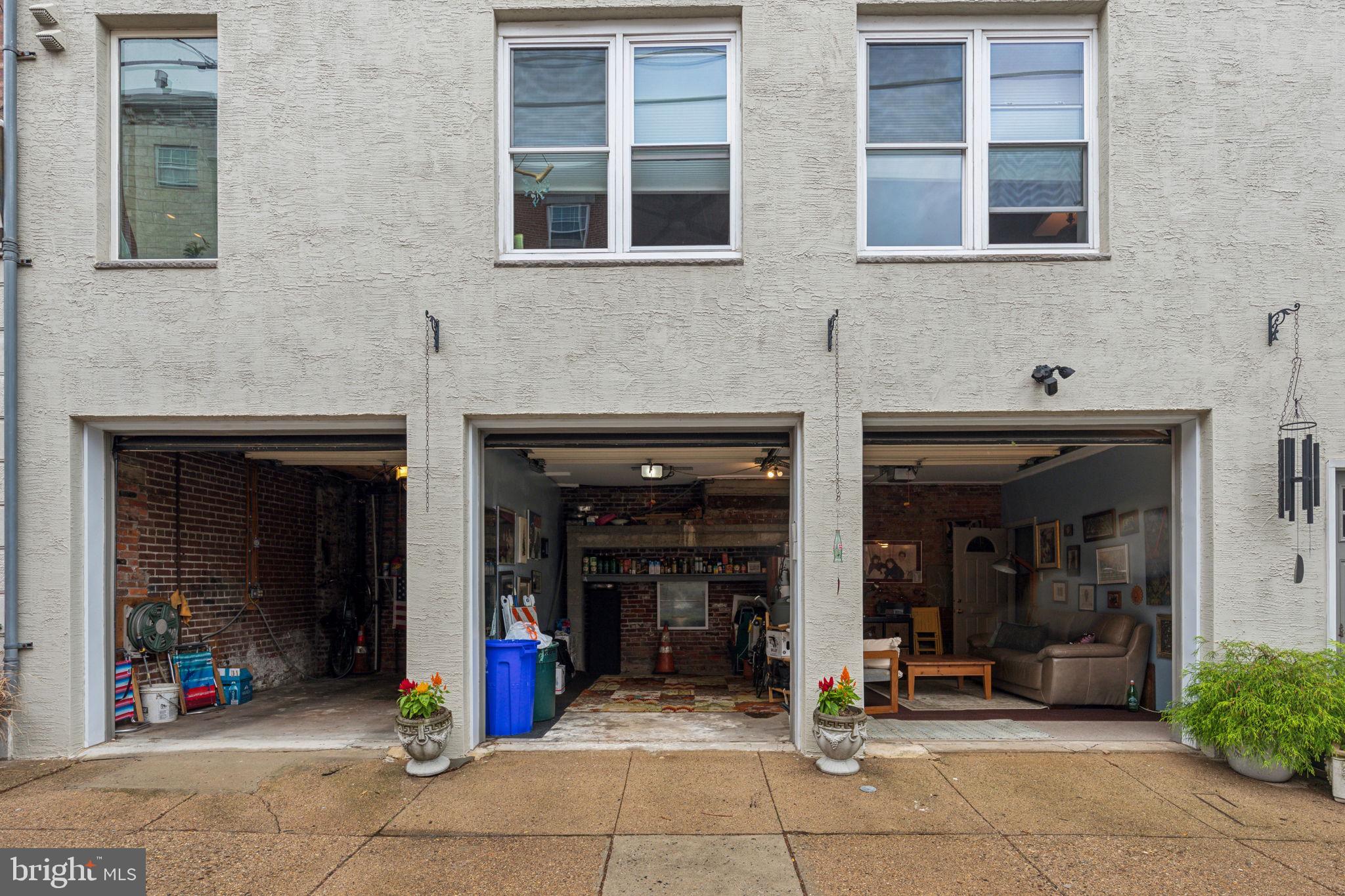 1010 CATHARINE STREET