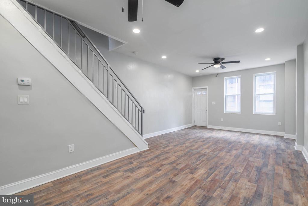 2235 EARP STREET