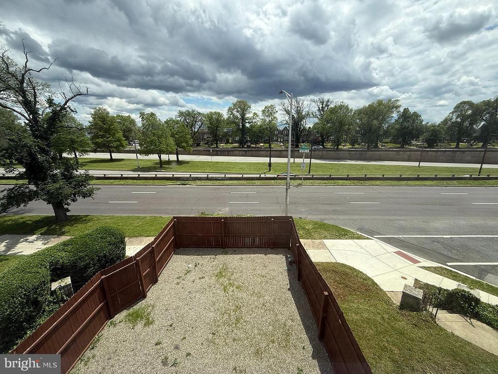 5902 E ROOSEVELT BOULEVARD