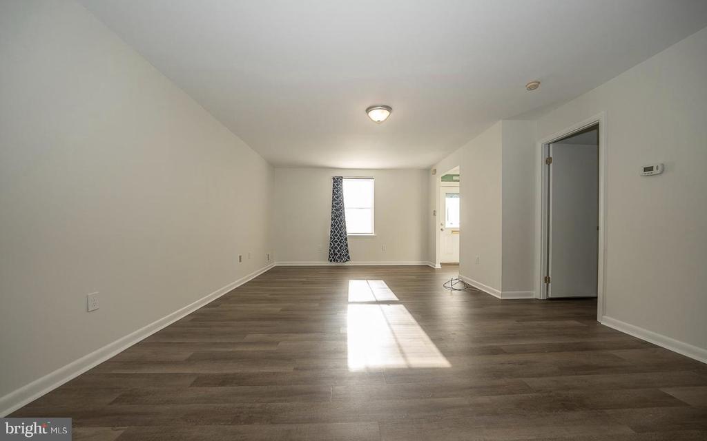 835 N UBER STREET