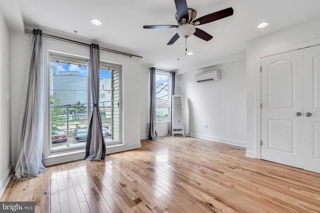 821 N 15TH STREET 2