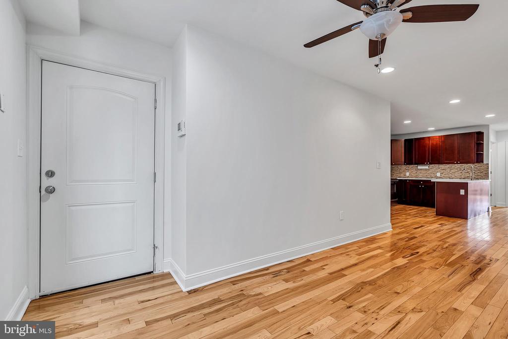 821 N 15TH STREET 2