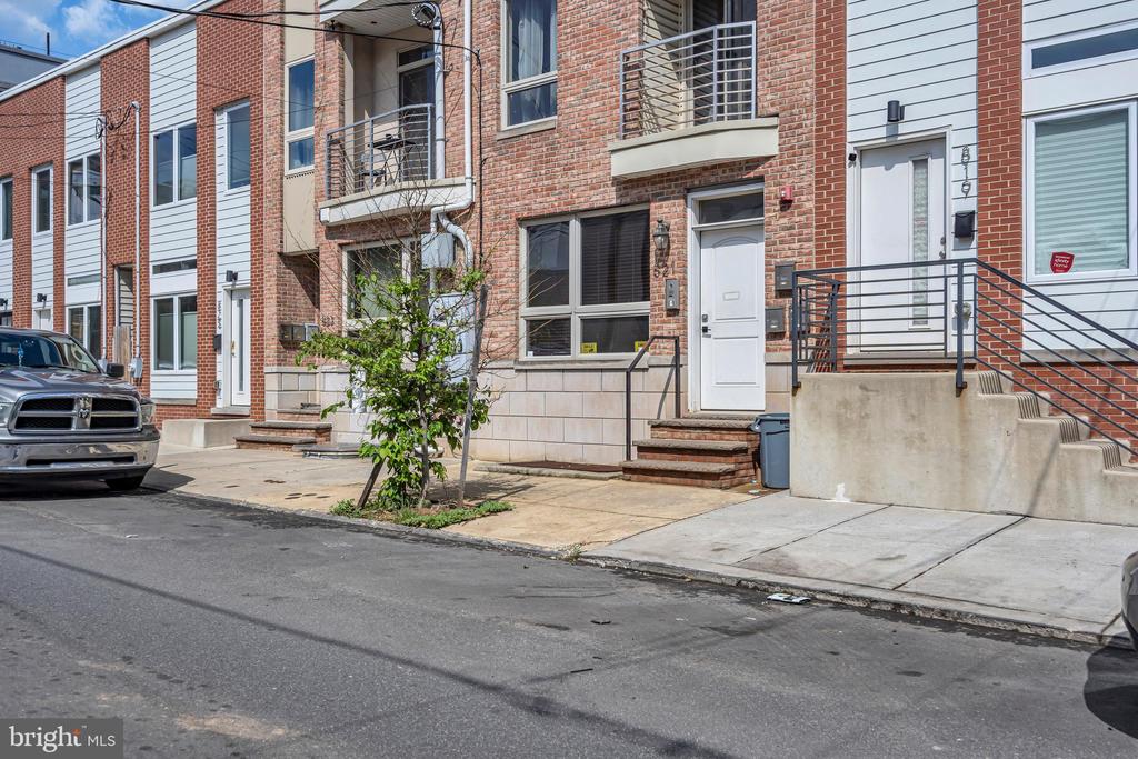 821 N 15TH STREET 2