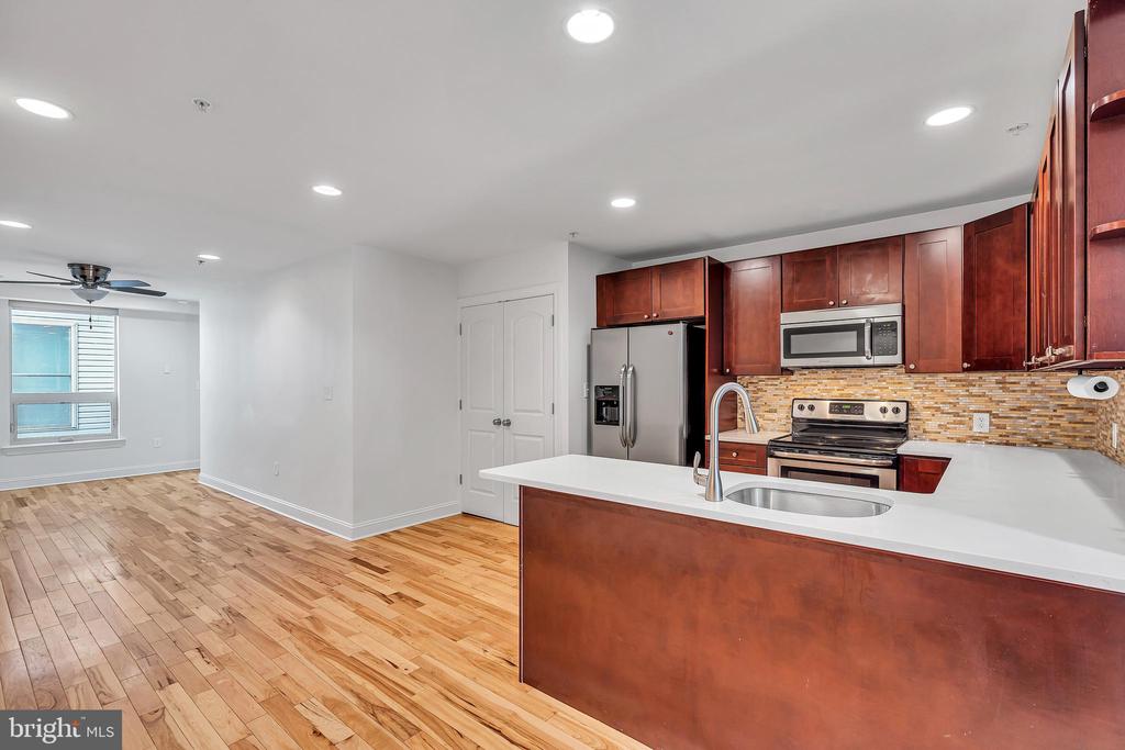 821 N 15TH STREET 2