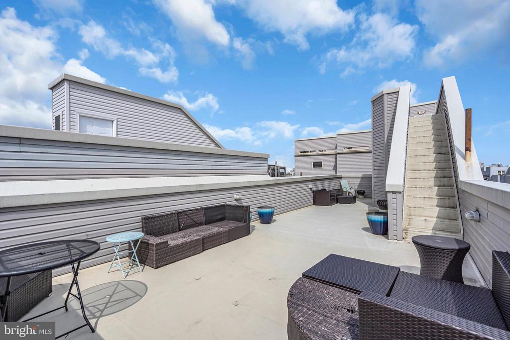 821 N 15TH STREET 2