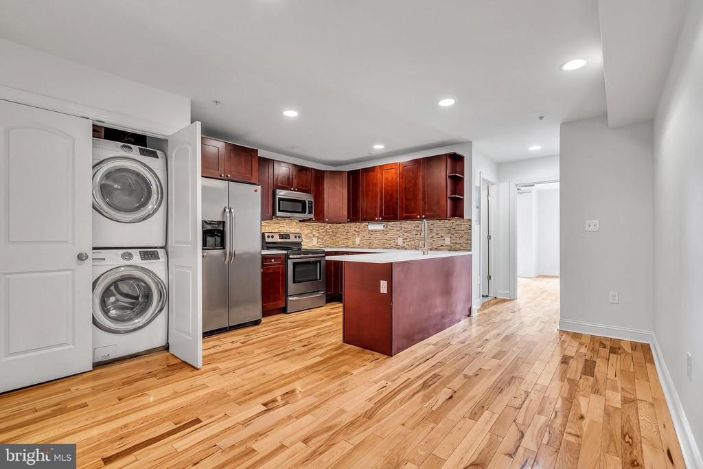 821 N 15TH STREET 2