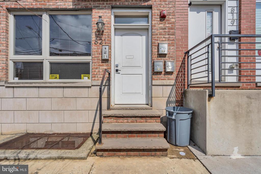 821 N 15TH STREET 2