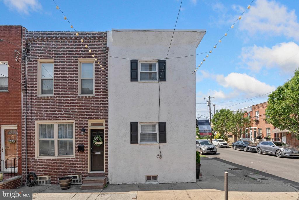 154 MERCY STREET