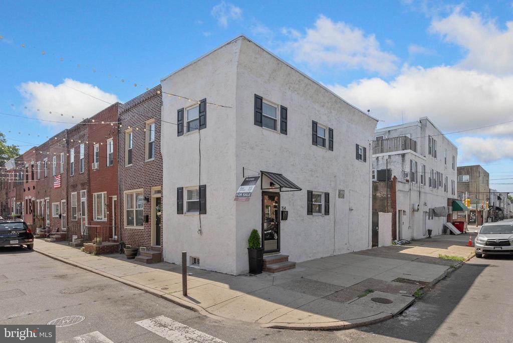 154 MERCY STREET