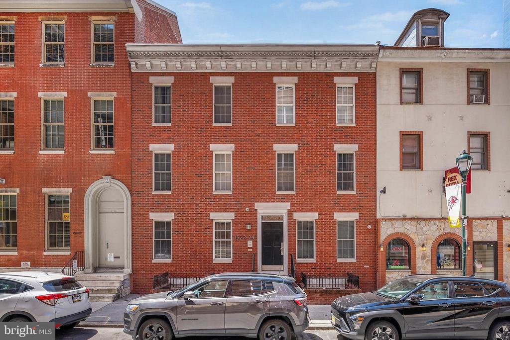 1522 RACE STREET 24 1