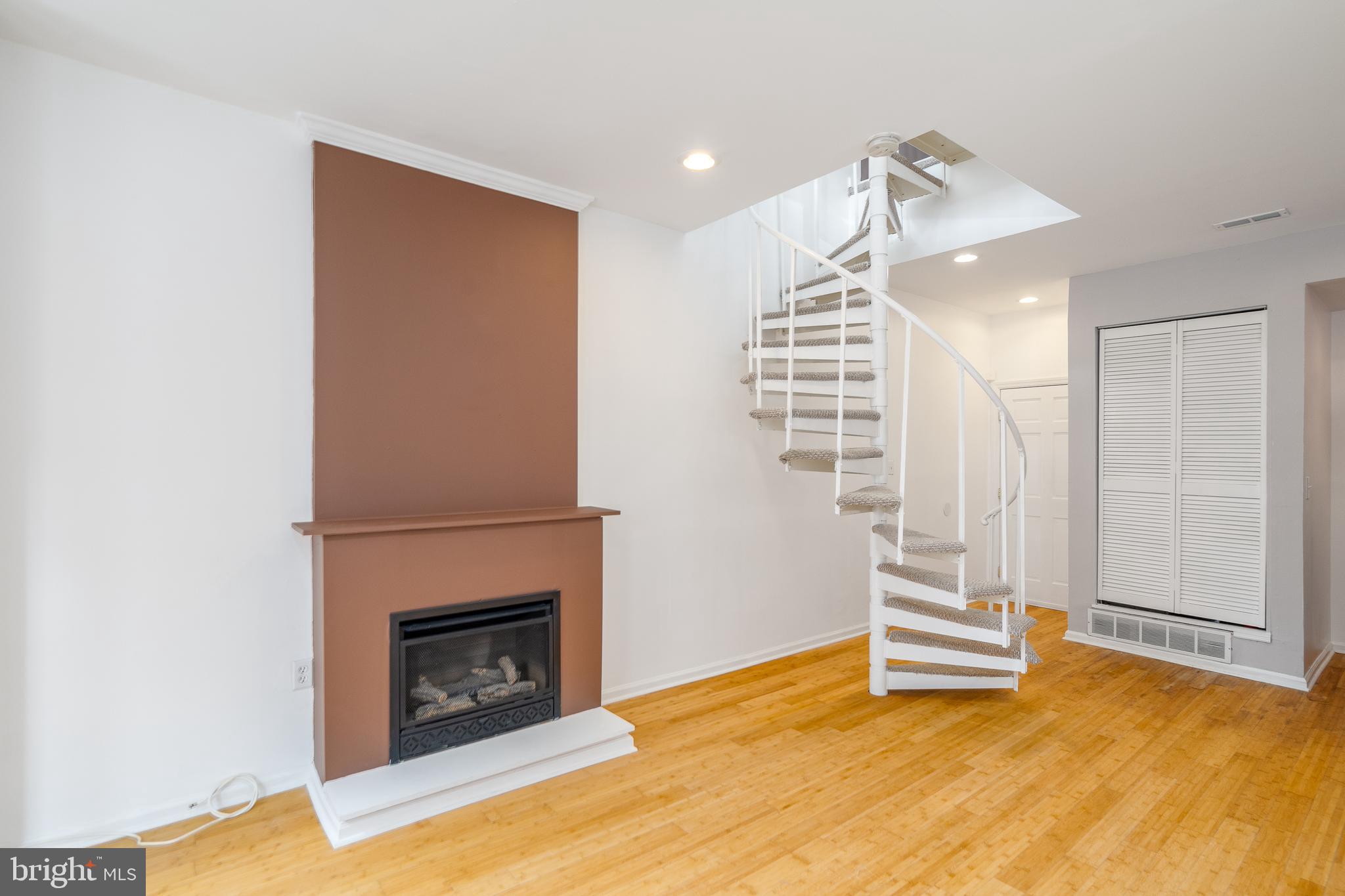 744 S 22ND STREET 2B