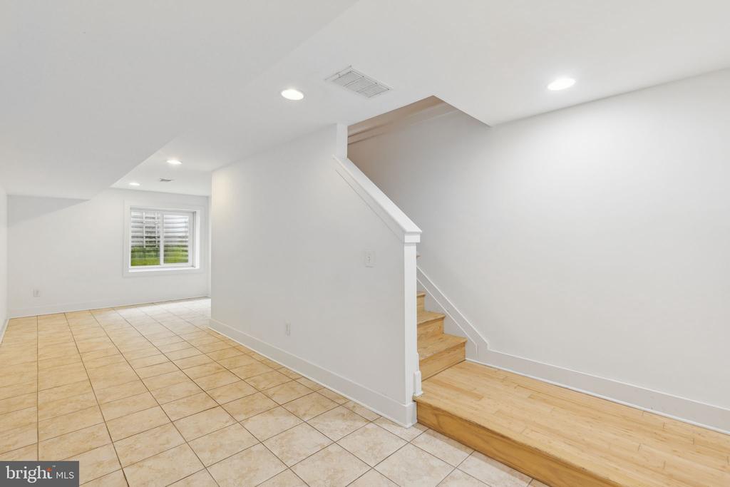 2205 MARTHA STREET