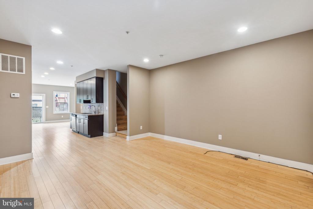 2205 MARTHA STREET