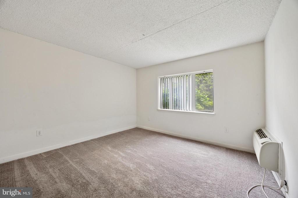200 LOMBARD STREET 10 GU12