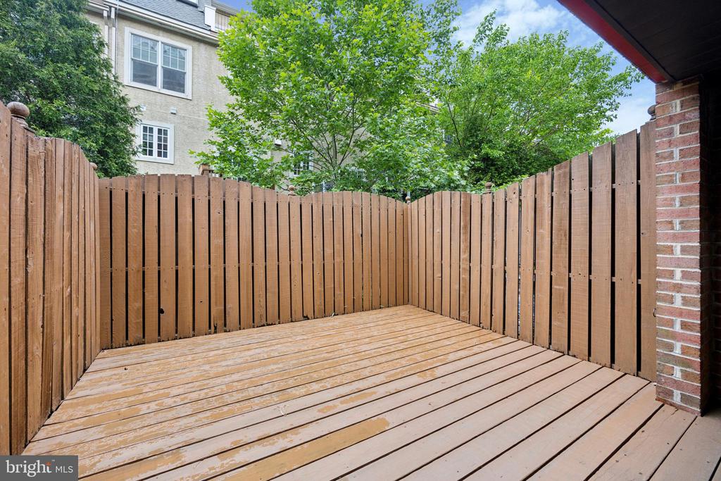 200 LOMBARD STREET 10 GU12