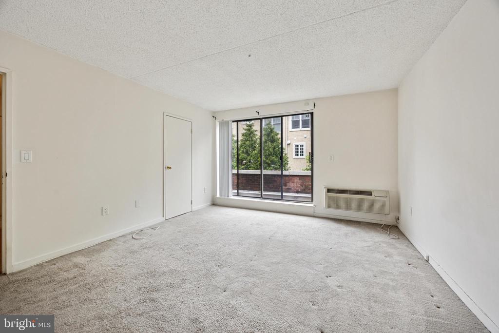 200 LOMBARD STREET 10 GU12
