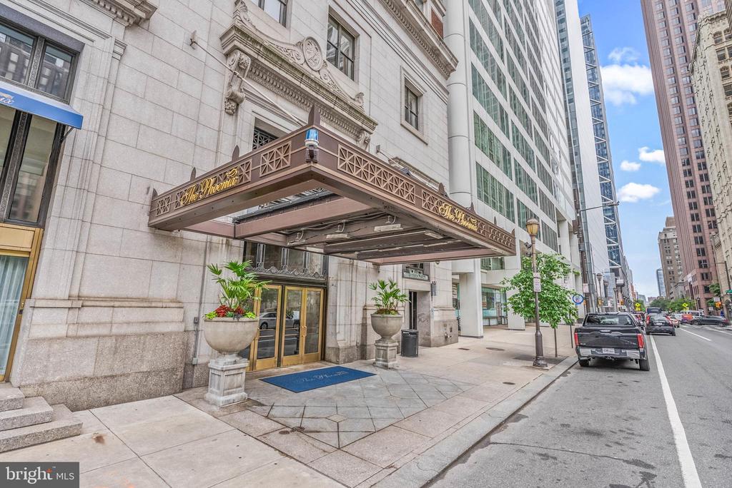 1600 ARCH STREET 18 907
