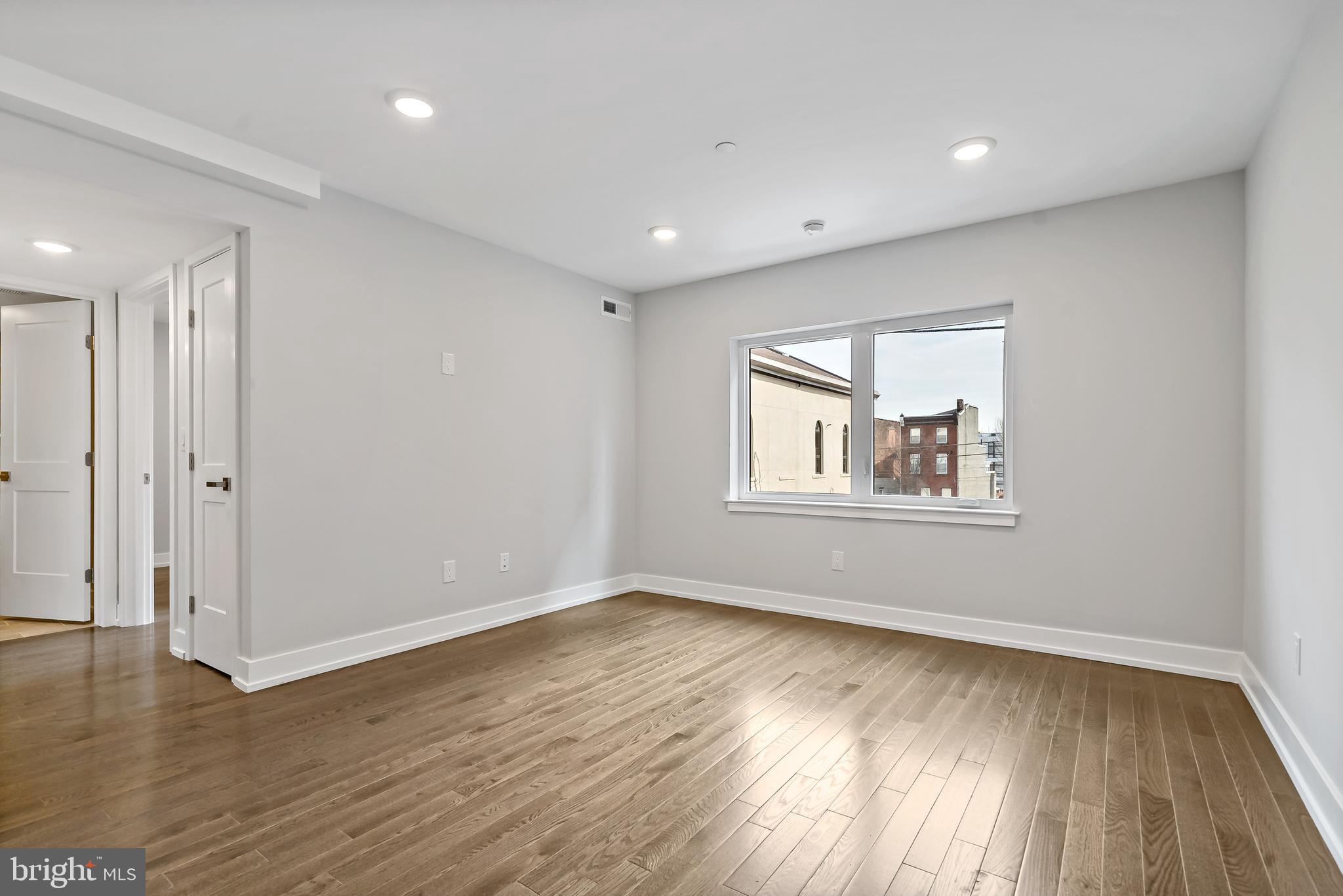 1533 N 2ND STREET 3B