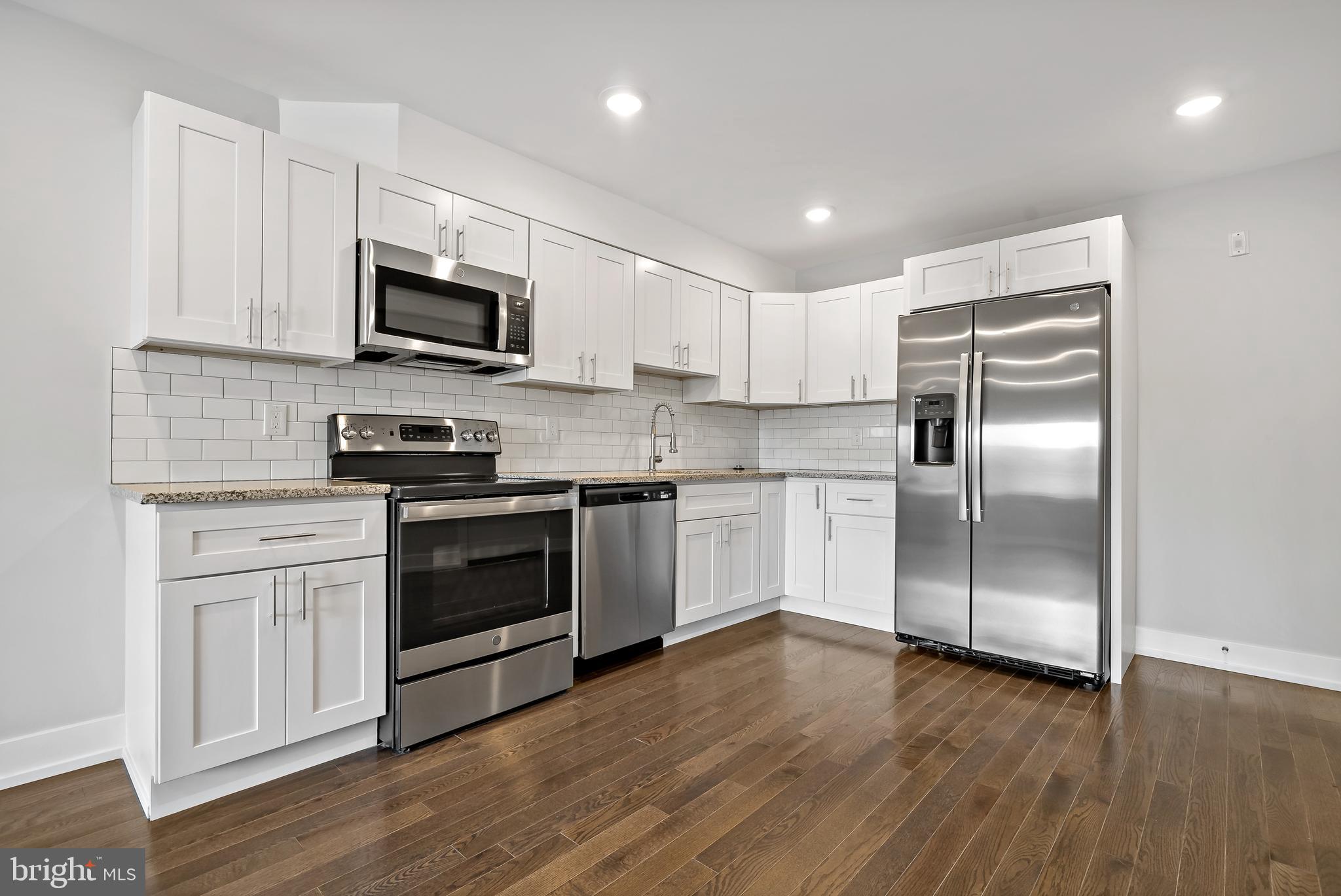 1533 N 2ND STREET 3B