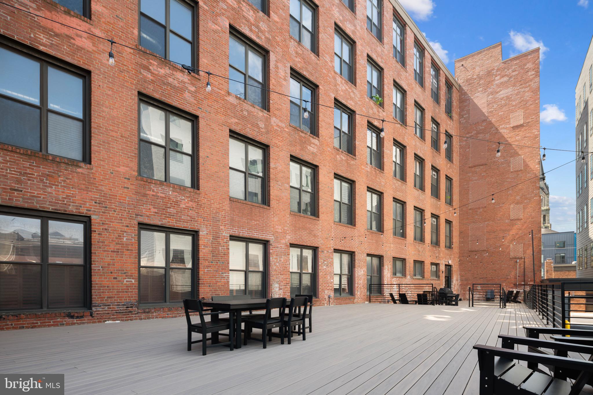 1147 N 4TH STREET 6F