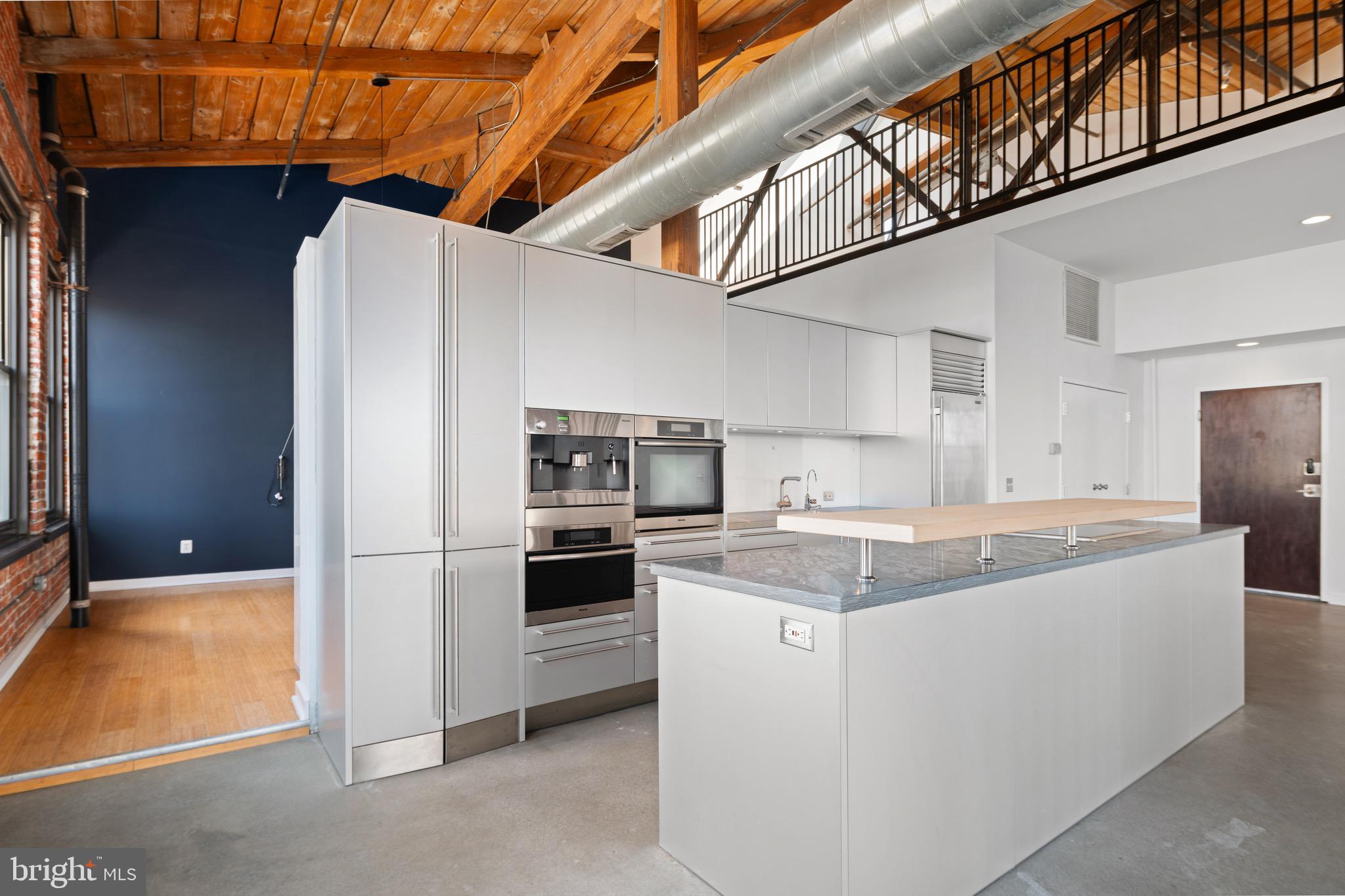 1147 N 4TH STREET 6F