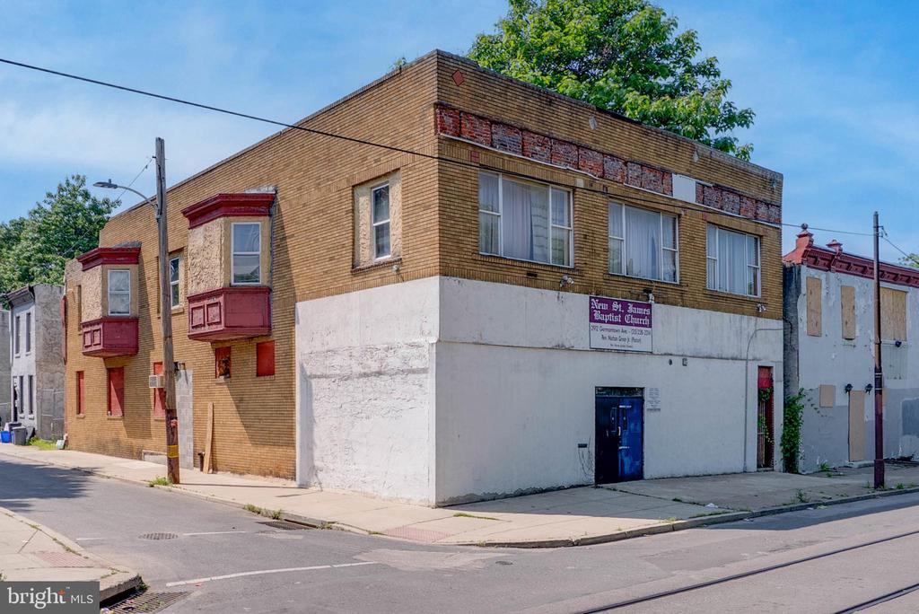 2912 GERMANTOWN AVENUE 16