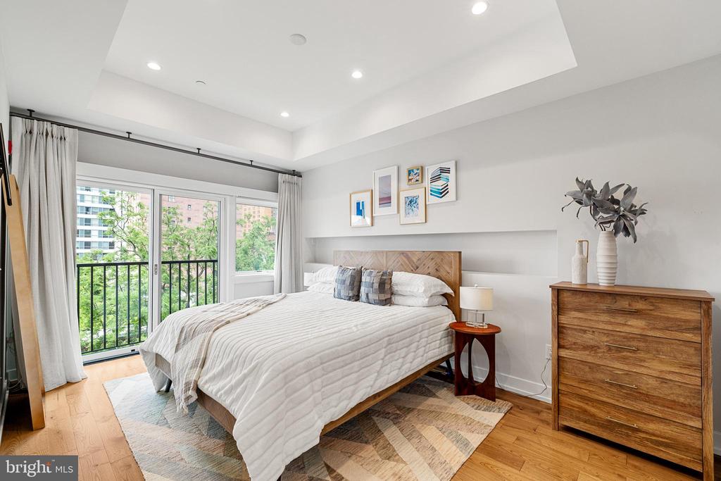 262 S 16TH STREET 7