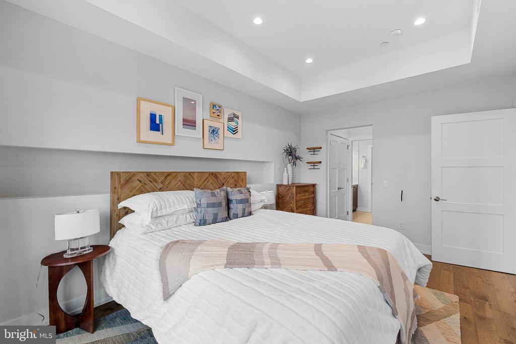 262 S 16TH STREET 7