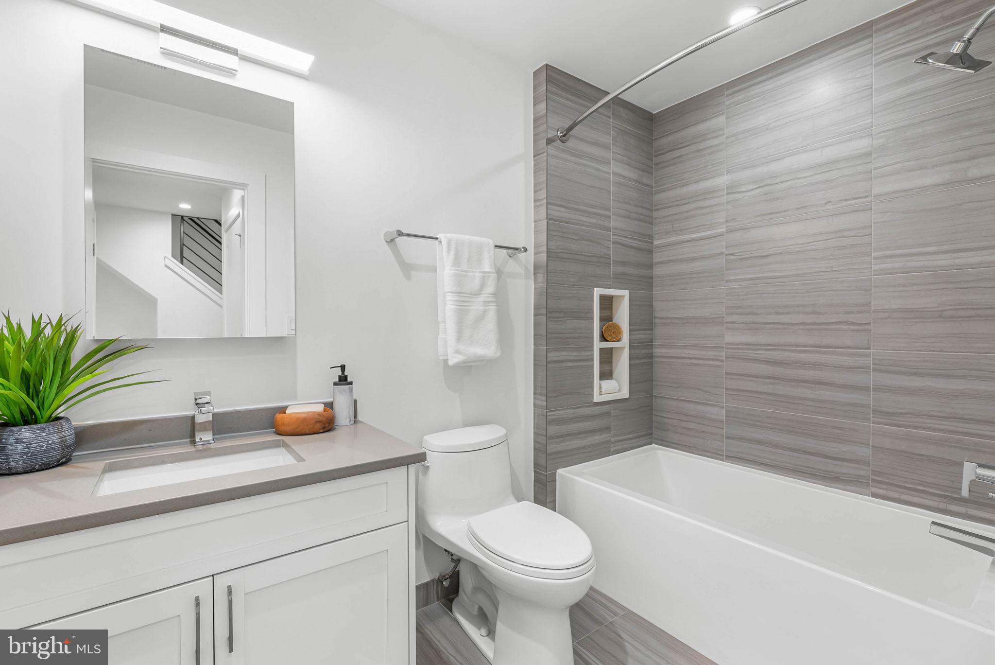237 N 23RD STREET 35 1