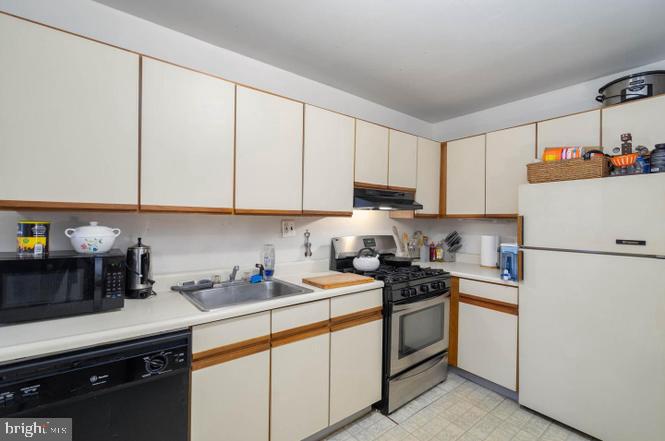 1632 S 4TH STREET 2