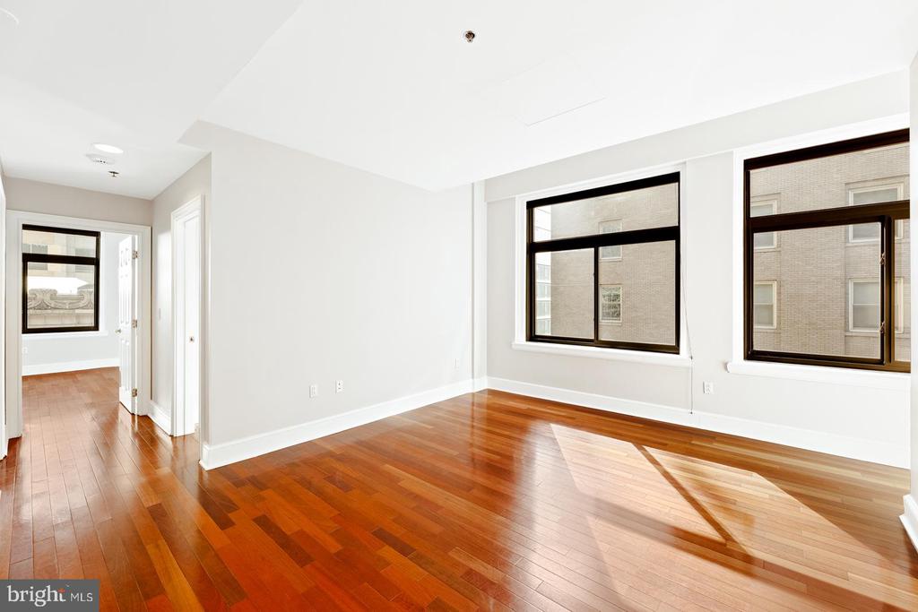 1500 CHESTNUT STREET 19F