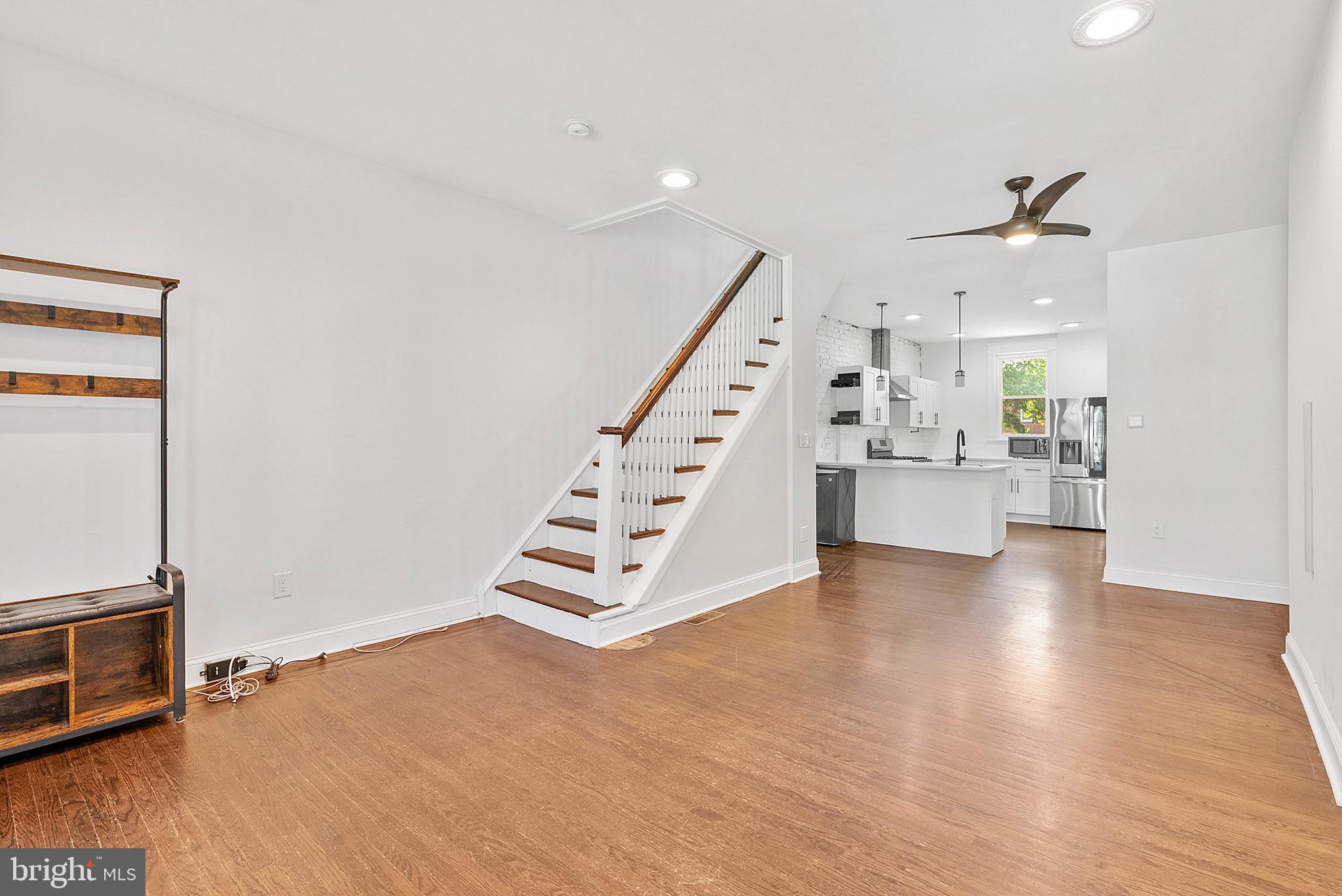 393 DELMAR STREET