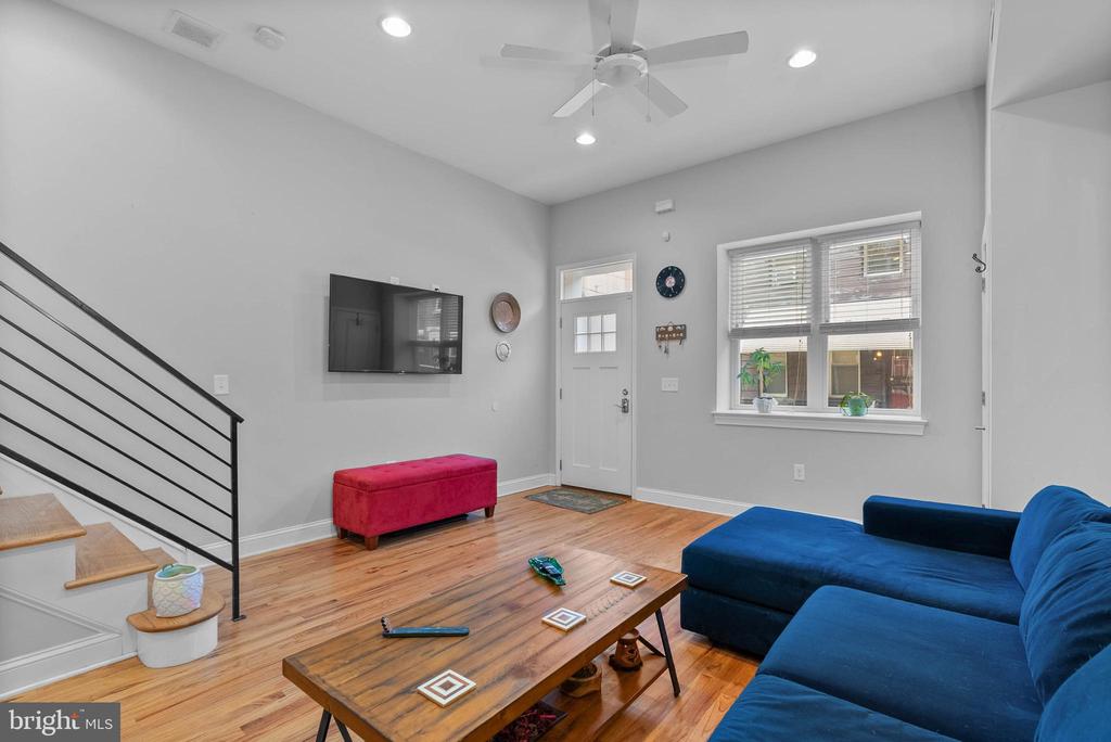 1138 EMILY STREET