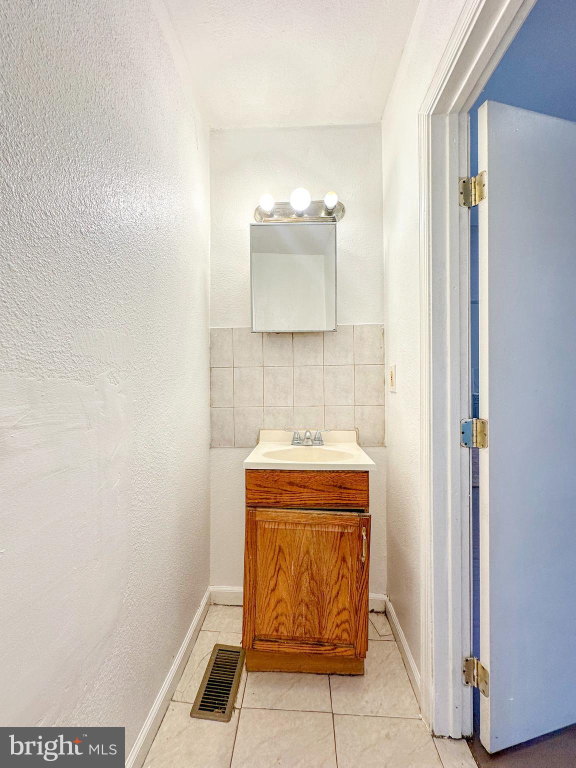 1609 S 54TH STREET
