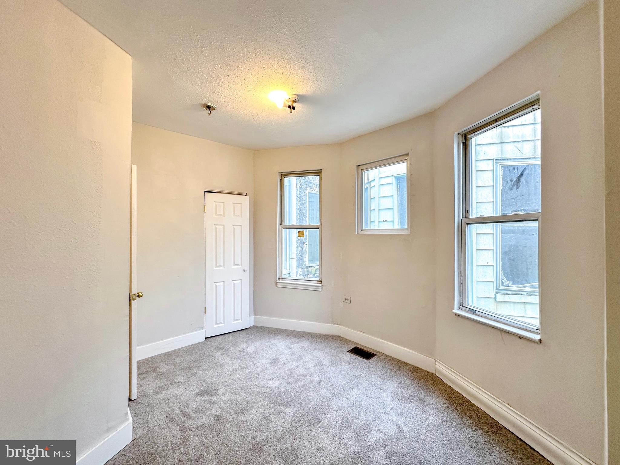 1609 S 54TH STREET