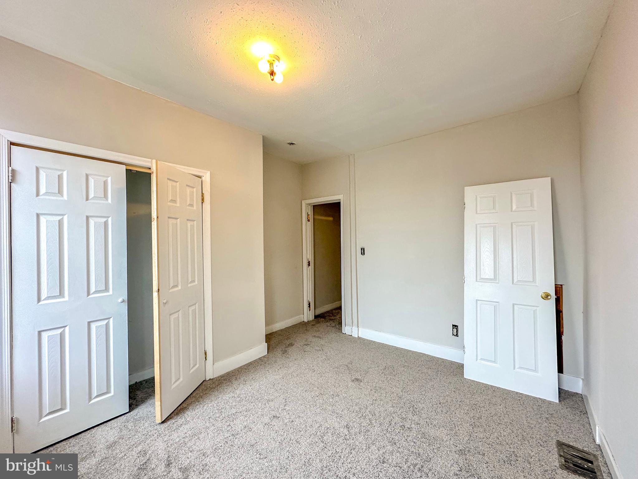 1609 S 54TH STREET