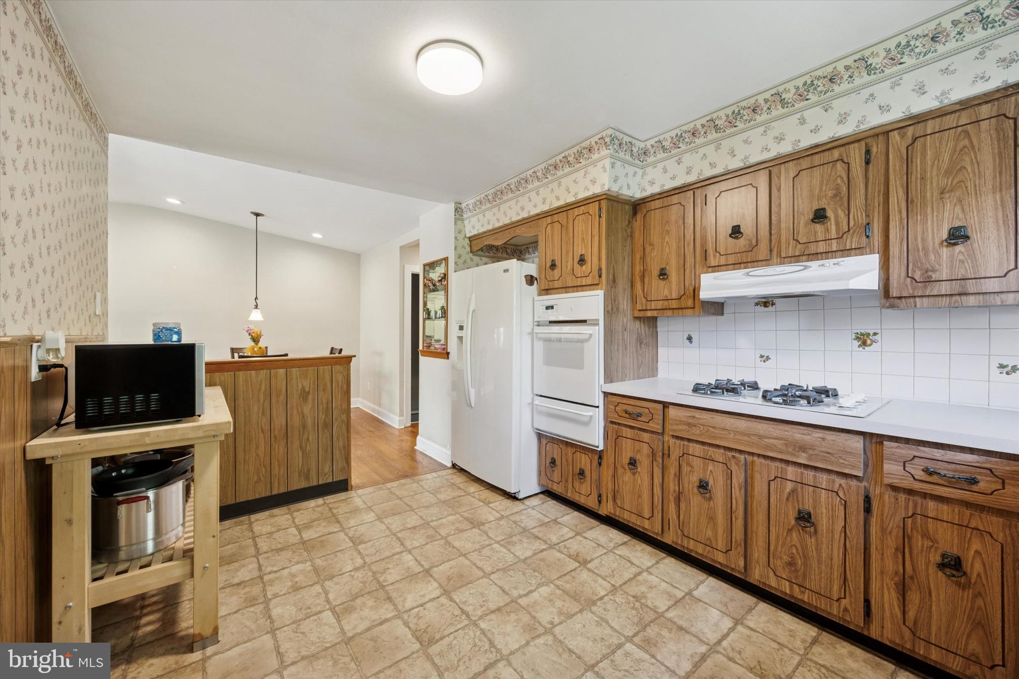 7937 ANITA DRIVE