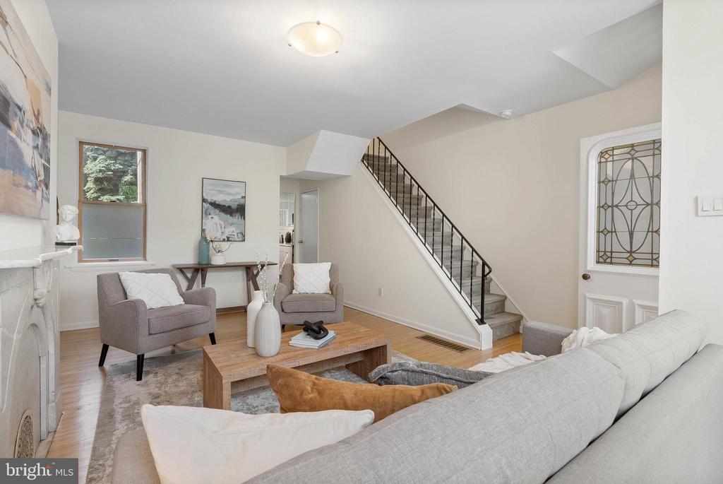 1942 HAMILTON STREET 44